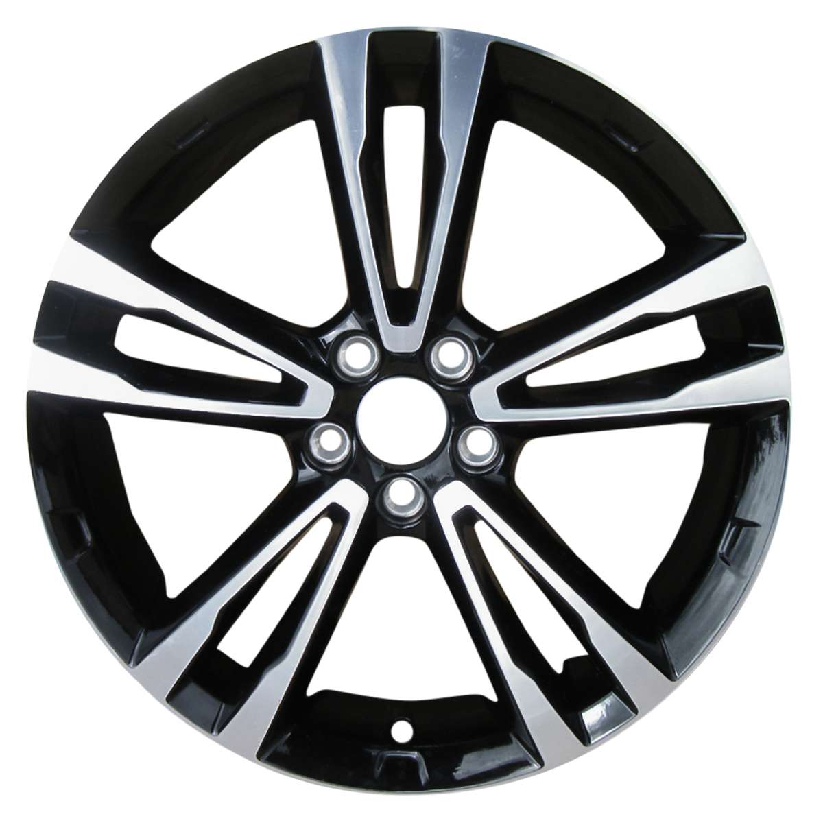 2022 Volvo XC60 19" OEM Wheel Rim W70444MB