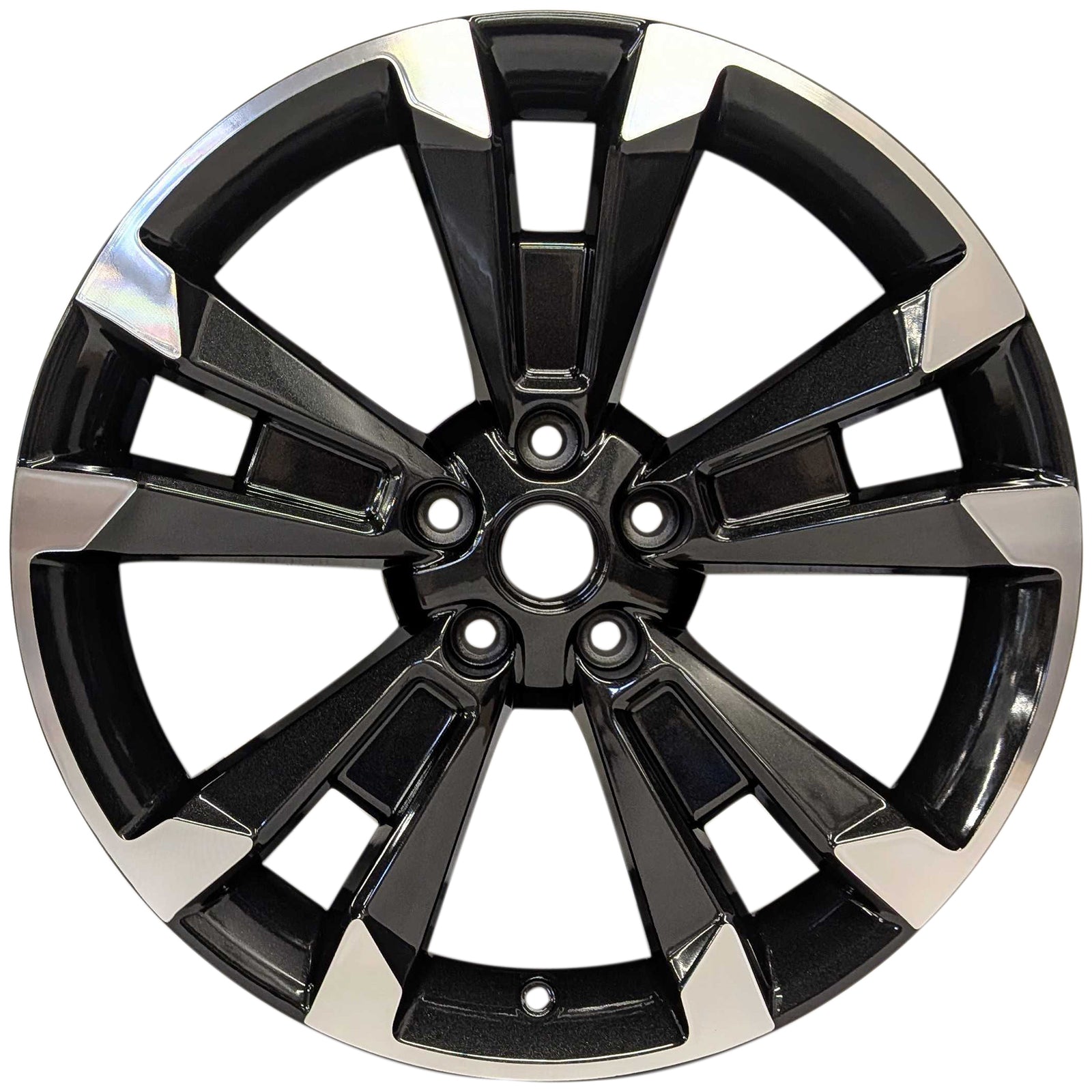 2025 Chevrolet Equinox 19" OEM Wheel Rim W94015MB