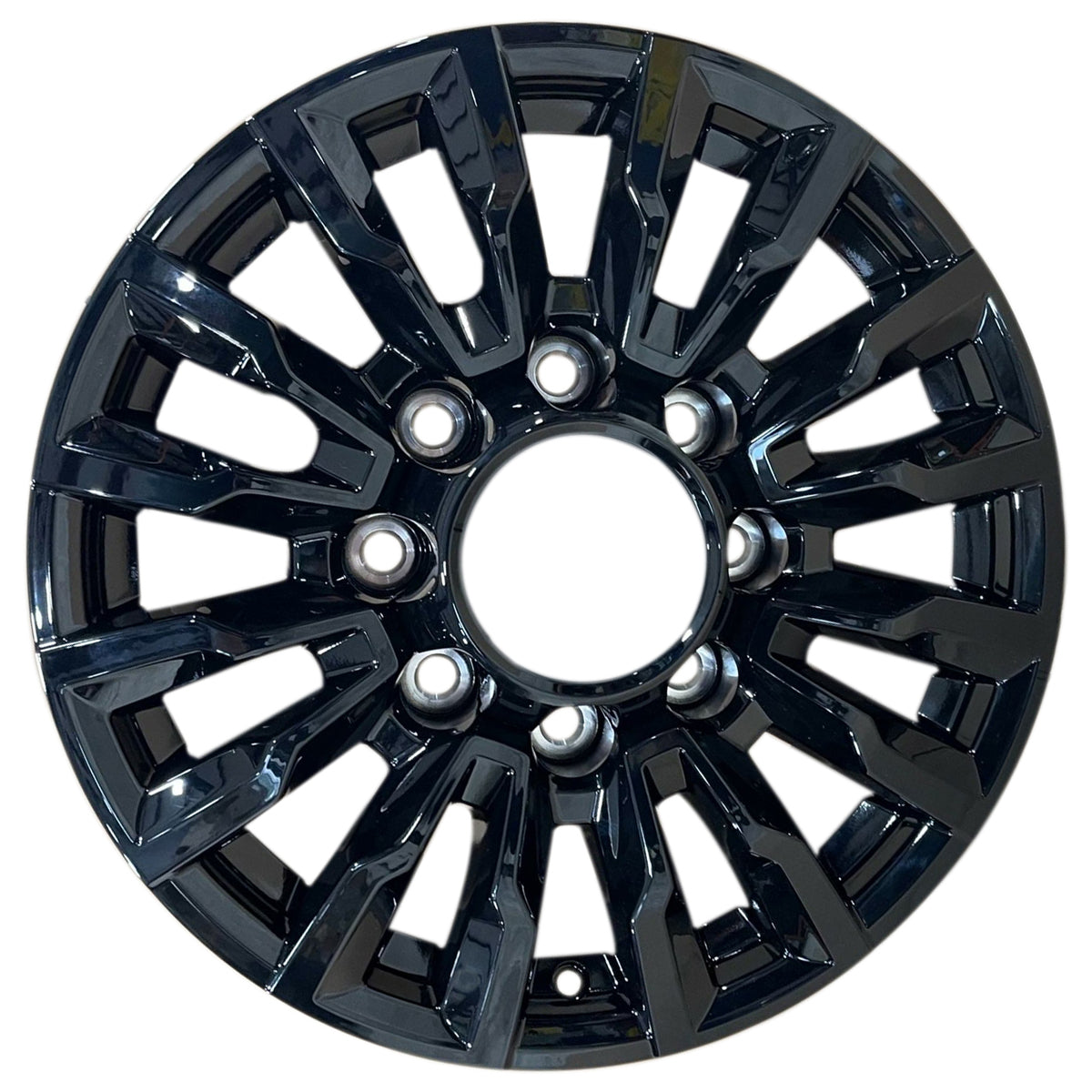 2022 Chevrolet Silverado 3500 18" OEM Wheel Rim W14031B