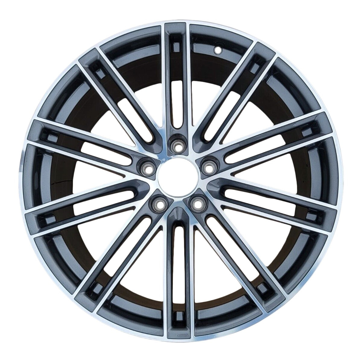 2021 Porsche Cayenne 22" Rear OEM Wheel Rim W67589PC