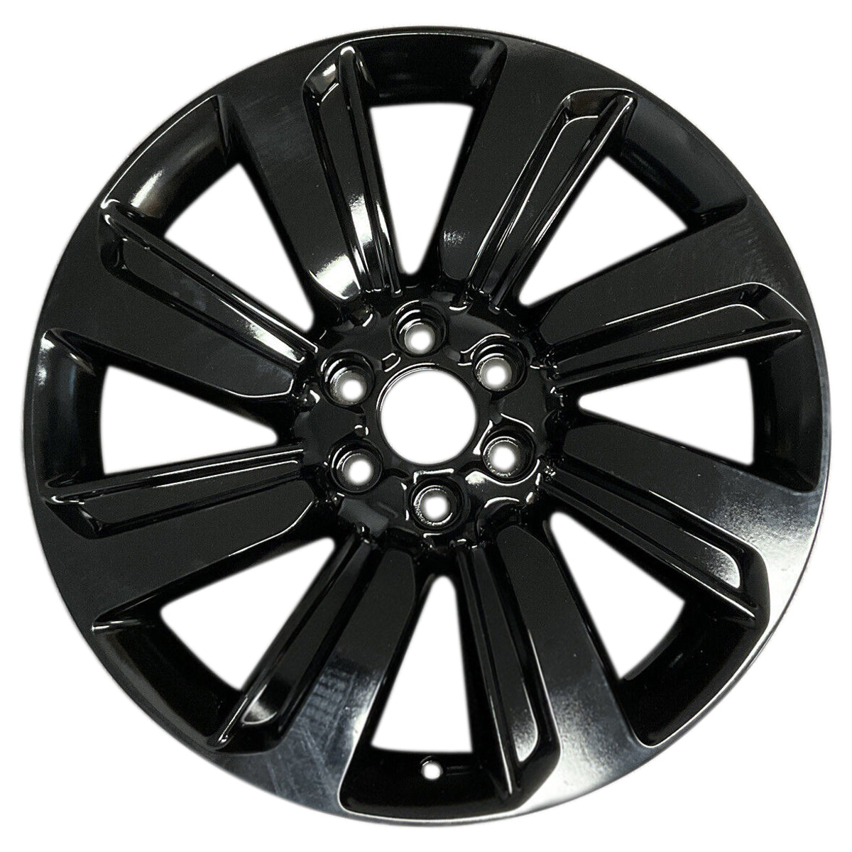 2022 Lincoln Navigator 22" OEM Wheel Rim W95384B