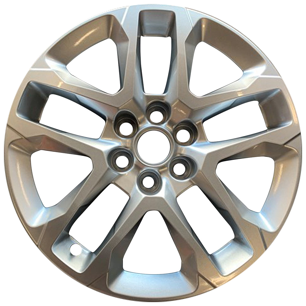 2019 Chevrolet Traverse 18" OEM Wheel Rim W5844MS