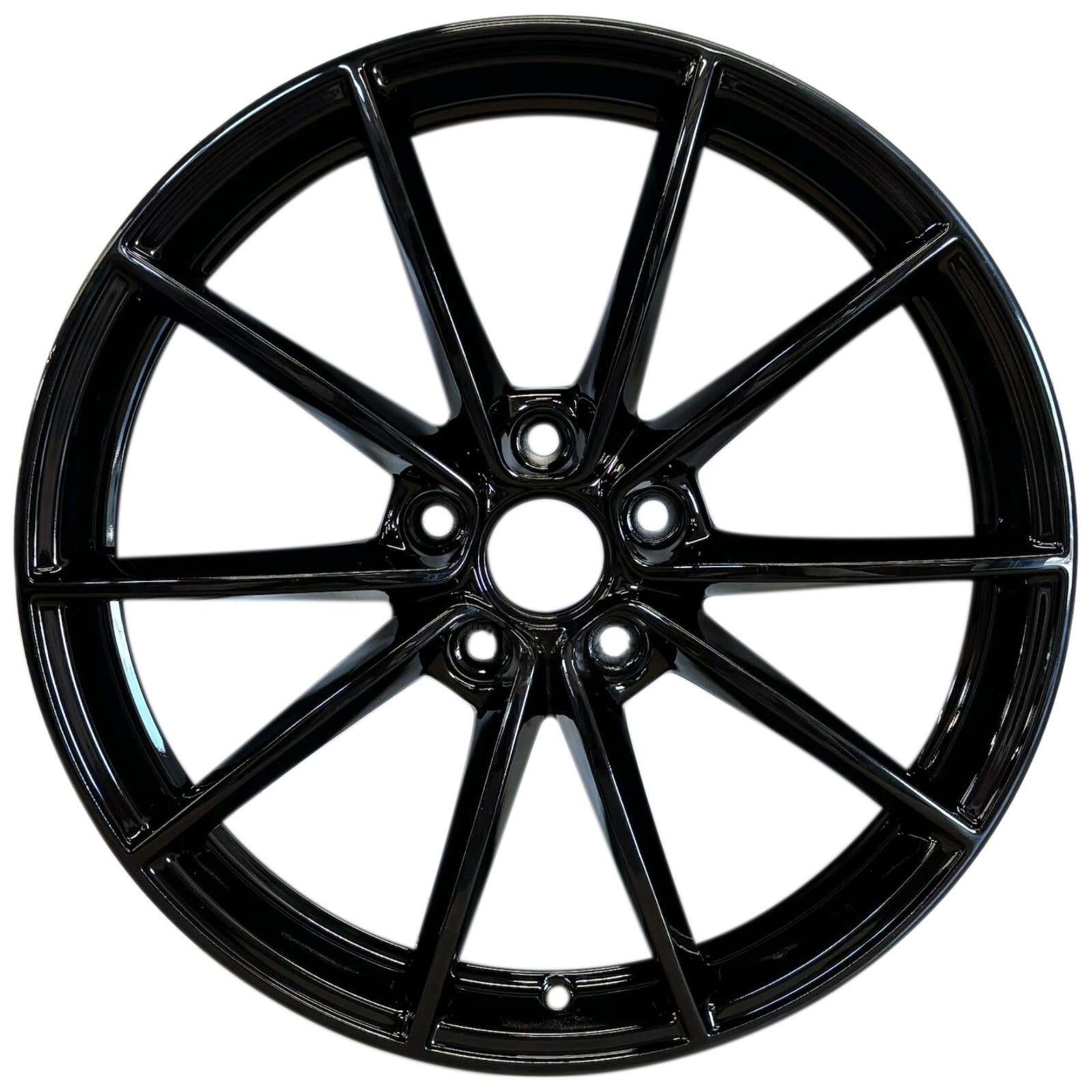 2025 Volkswagen Jetta GLI 18" OEM Wheel Rim W70082B