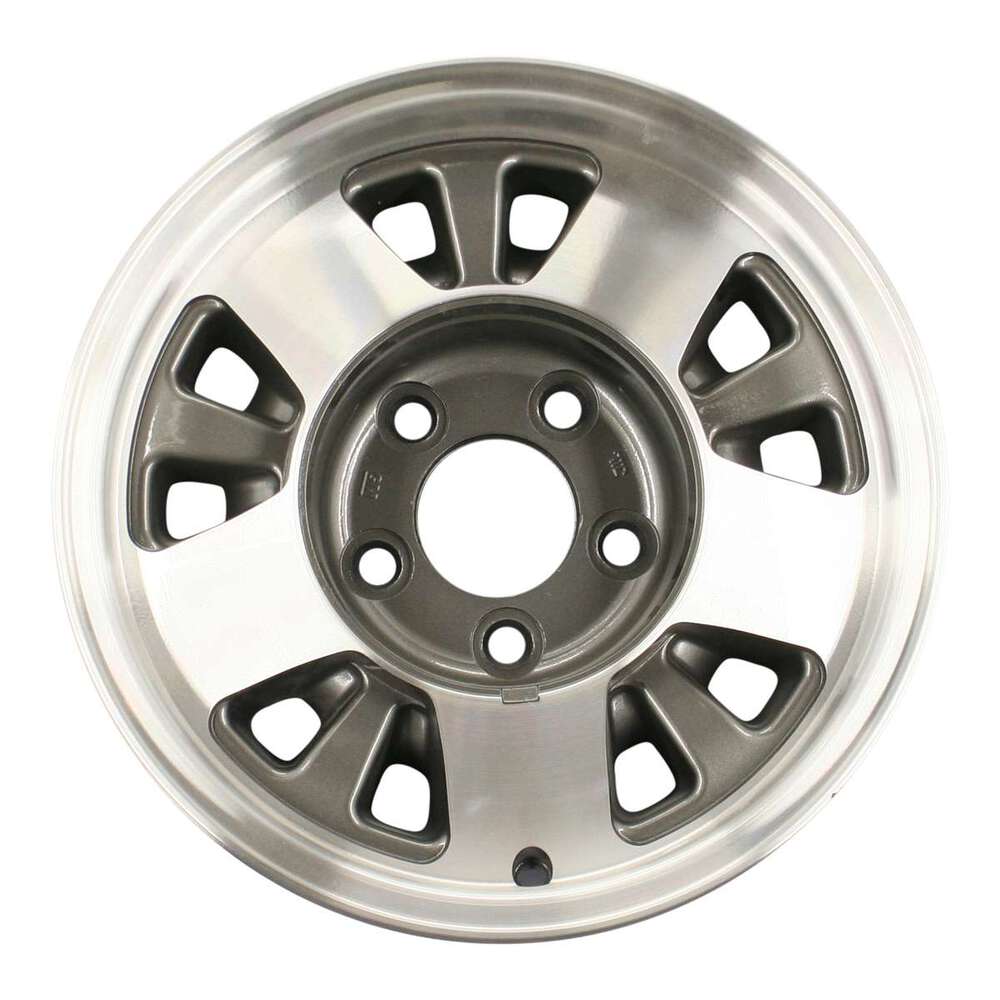 1997 GMC Yukon 15" OEM Wheel Rim W5016MC