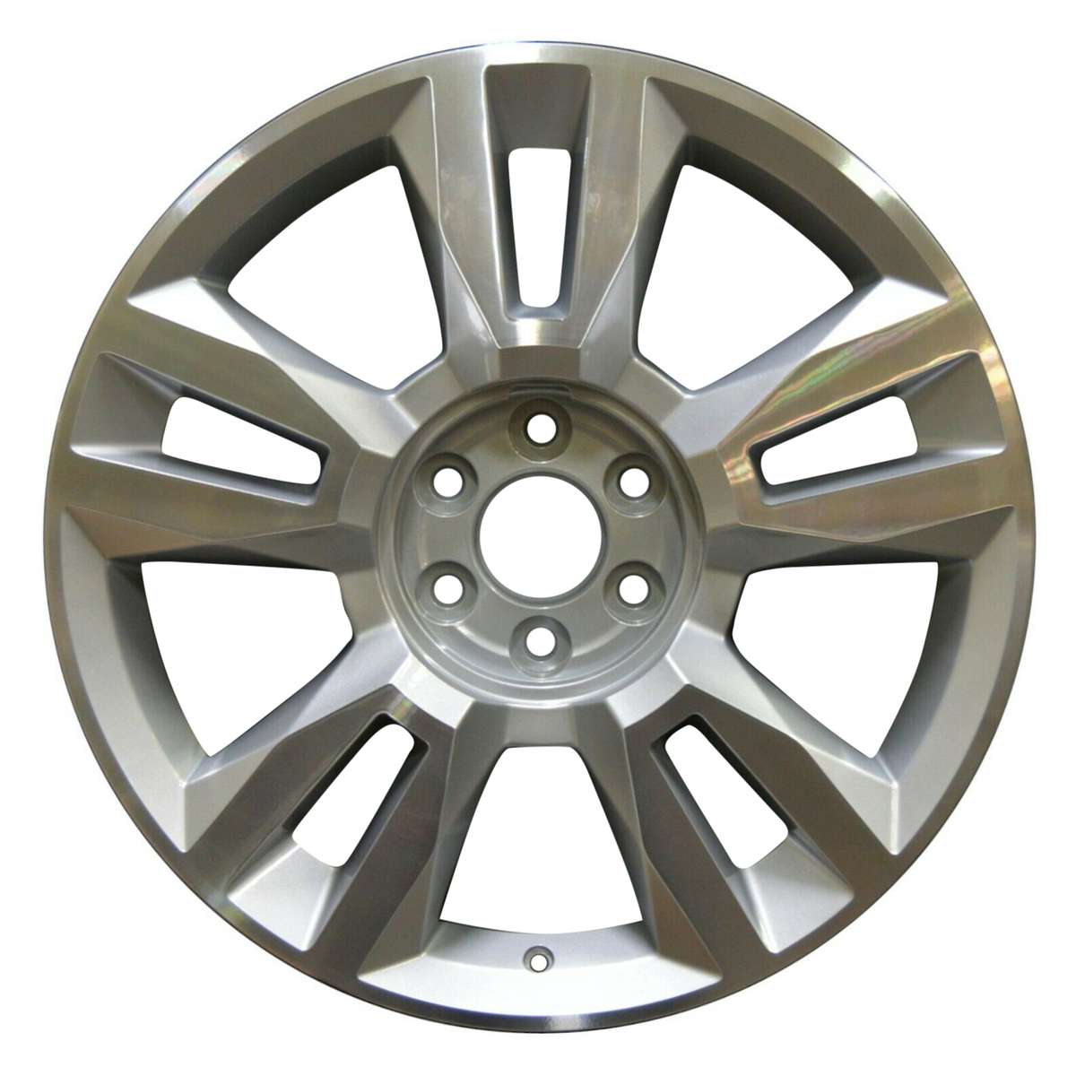 2019 Chevrolet Tahoe 22" OEM Wheel Rim W5620MS